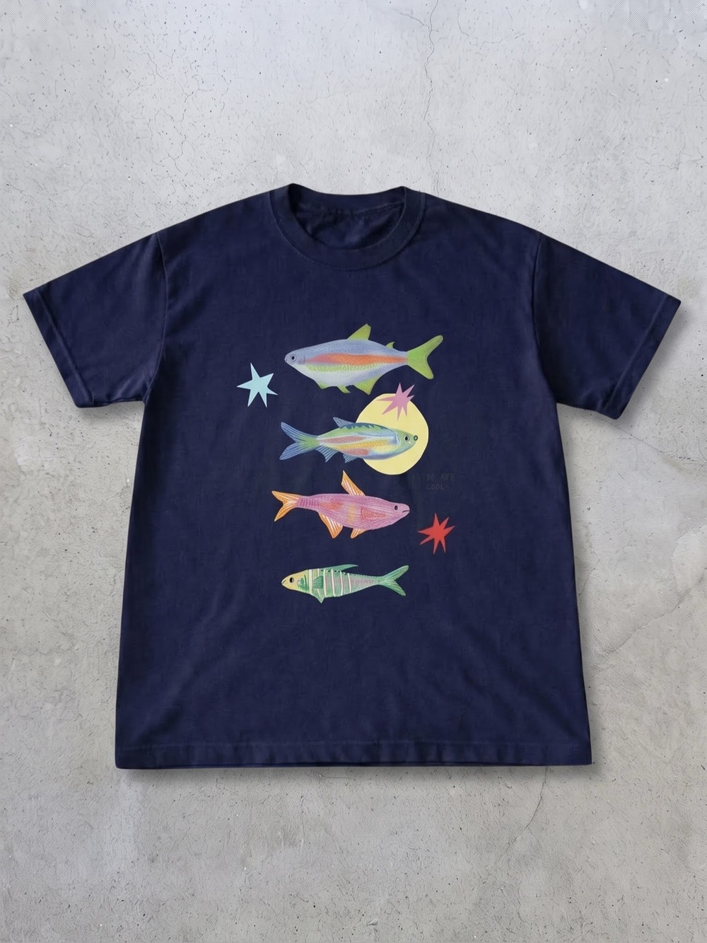 Gildan Navy Fish Graphic Tee - Colorful Fish
Print
